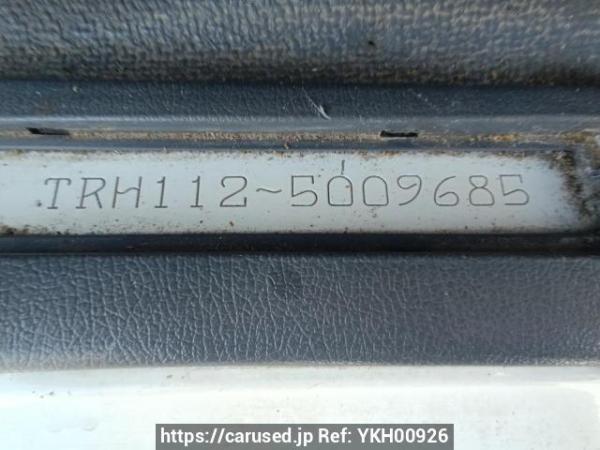 Used 2004 AT toyota regiusace-van TRH112V Image[11]