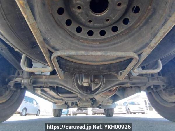 Used 2004 AT toyota regiusace-van TRH112V Image[37]
