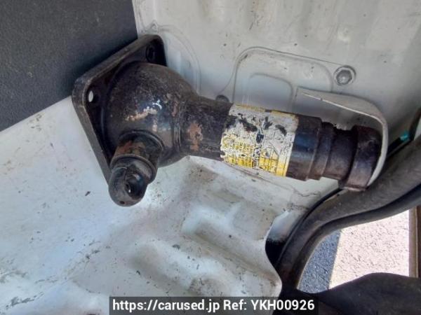 Used 2004 AT toyota regiusace-van TRH112V Image[39]