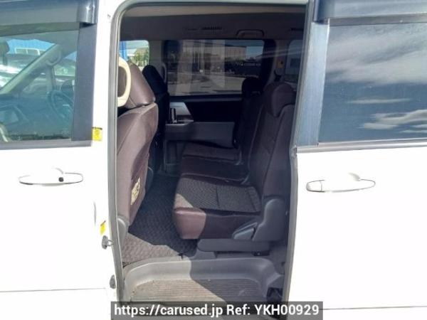Used 2009 AT toyota noah ZRR70W Image[15]