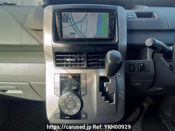 Used 2009 AT toyota noah ZRR70W Image[19]