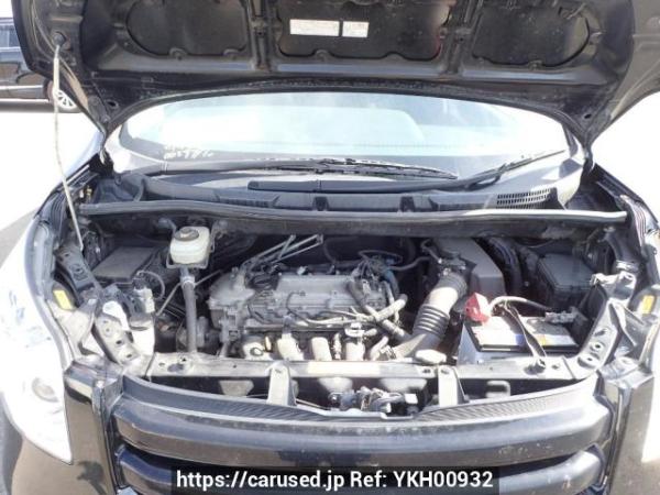 Used 2010 AT toyota noah ZRR75G Image[9]