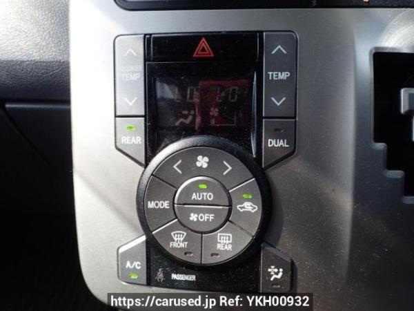 Used 2010 AT toyota noah ZRR75G Image[21]