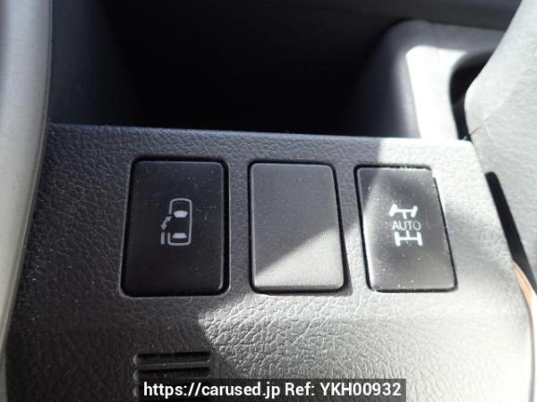 Used 2010 AT toyota noah ZRR75G Image[25]