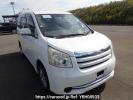Toyota Noah ZRR75G