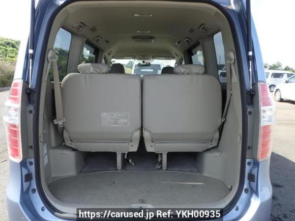 Used 2009 AT toyota noah ZRR75G Image[8]