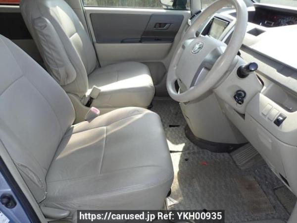 Used 2009 AT toyota noah ZRR75G Image[11]