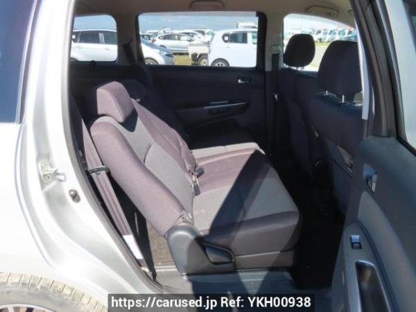 Used 2004 AT toyota wish ANE10G Image[13]