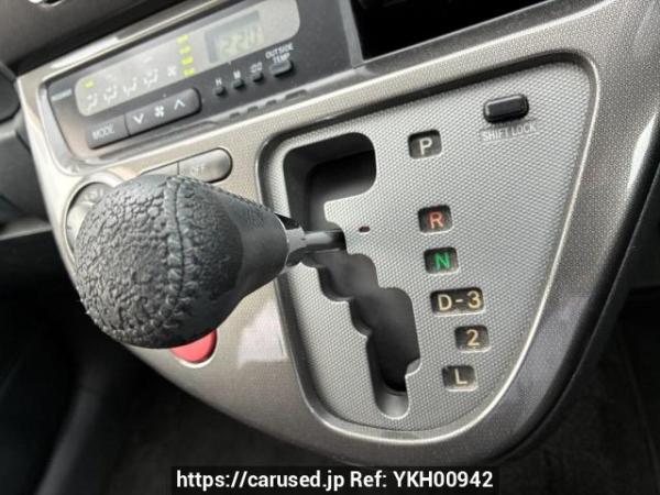 Used 2004 AT toyota wish ZNE10G Image[23]