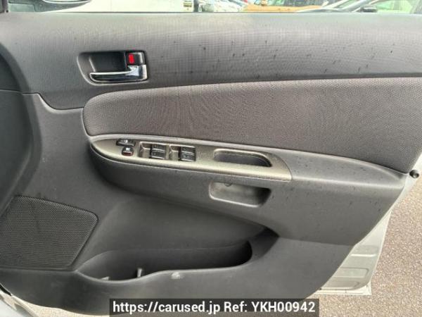Used 2004 AT toyota wish ZNE10G Image[30]