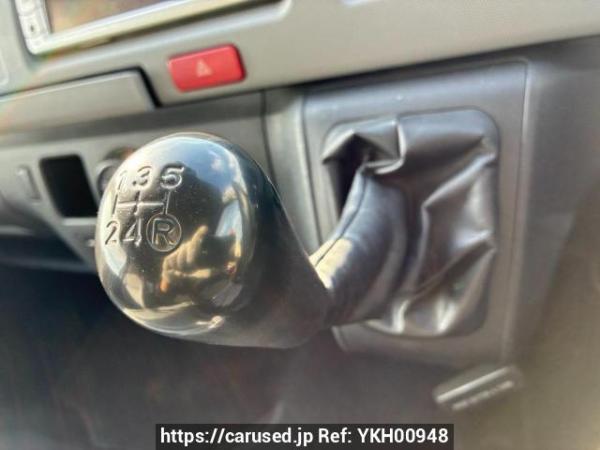 Used 2009 MT toyota hiace-van KDH201V Image[25]