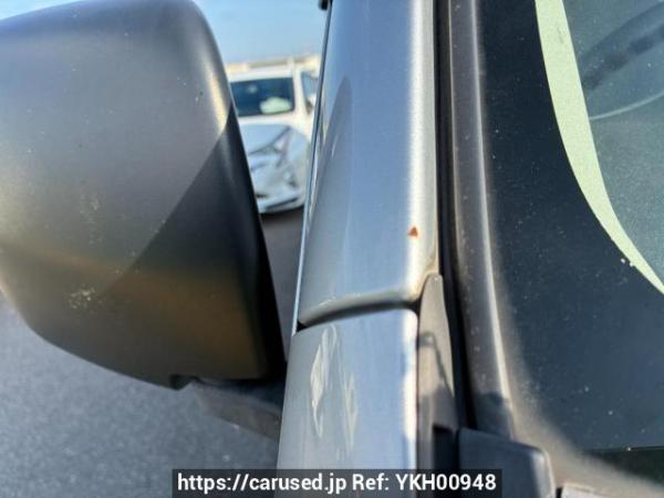 Used 2009 MT toyota hiace-van KDH201V Image[48]