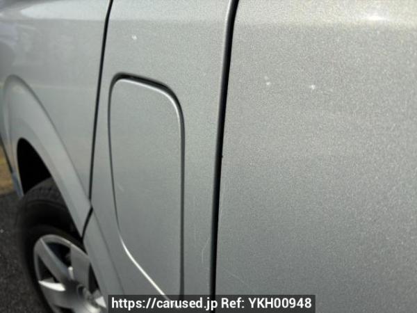 Used 2009 MT toyota hiace-van KDH201V Image[56]