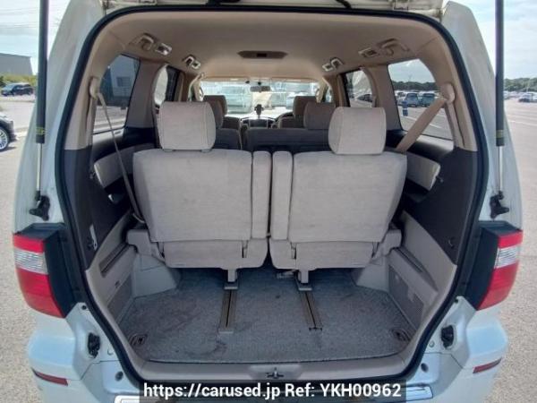 Used 2004 AT toyota alphard MNH10W Image[8]