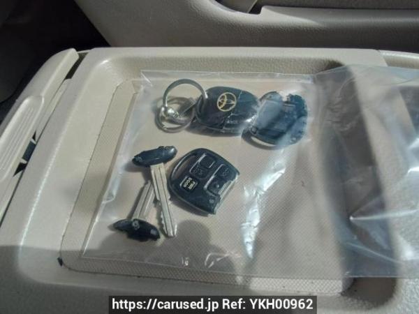 Used 2004 AT toyota alphard MNH10W Image[26]
