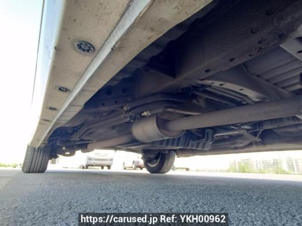Used 2004 AT toyota alphard MNH10W Image[35]
