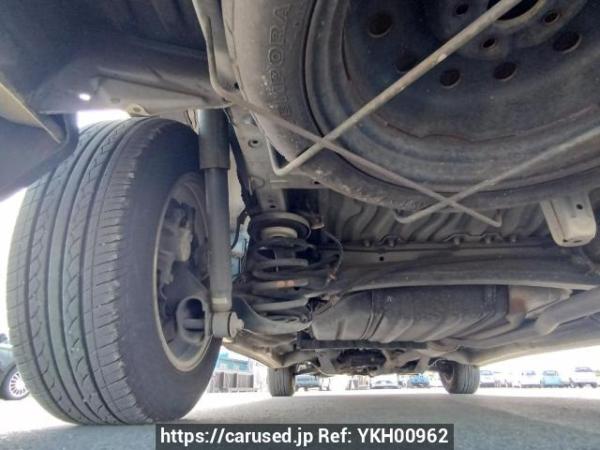 Used 2004 AT toyota alphard MNH10W Image[37]