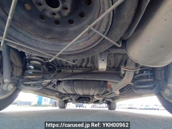 Used 2004 AT toyota alphard MNH10W Image[39]
