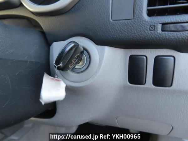 Used 2004 AT toyota hilux-surf RZN215W Image[28]
