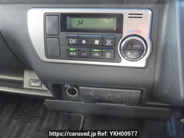 Used 2017 AT toyota hiace-van TRH200V Image[27]