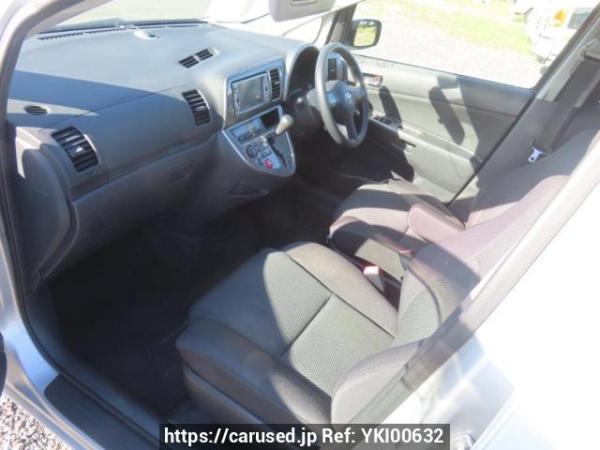 Used 2003 AT toyota wish ZNE10G Image[16]