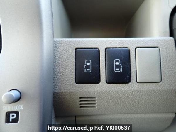Used 2010 AT toyota noah ZRR70G Image[29]
