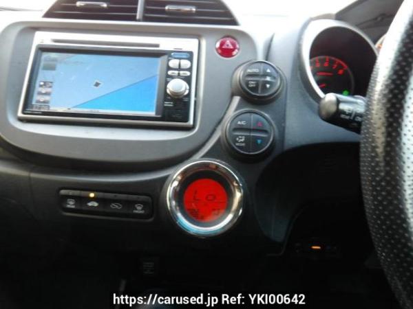 Used 2011 AT honda fit GE8 Image[23]