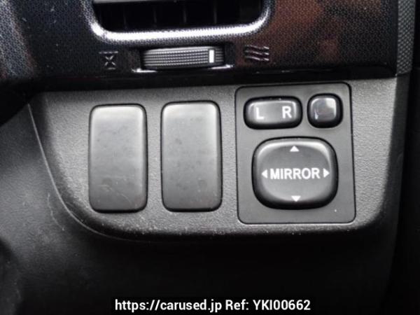 Used 2005 AT toyota wish ZNE10G Image[25]
