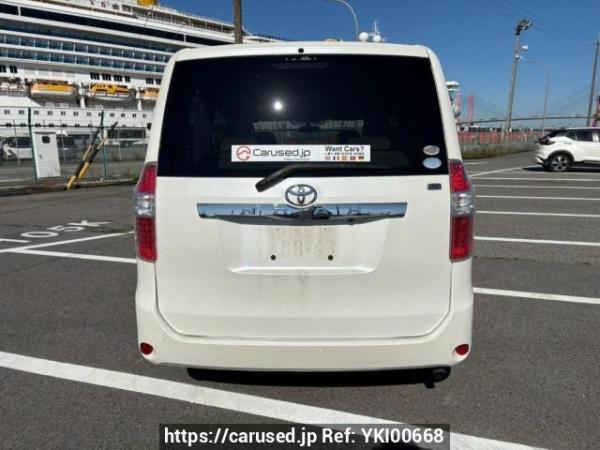 Used 2009 AT toyota noah ZRR70G Image[5]