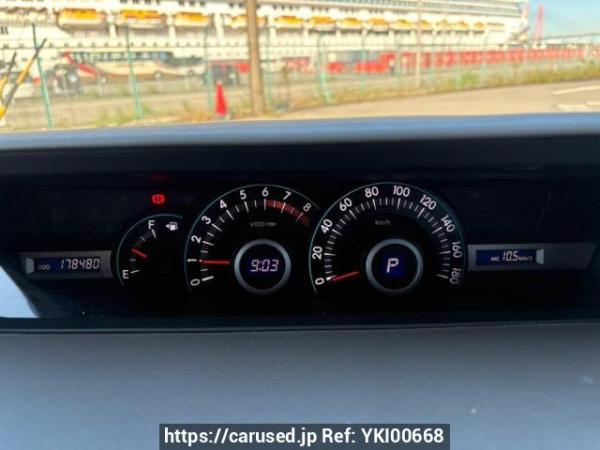Used 2009 AT toyota noah ZRR70G Image[22]