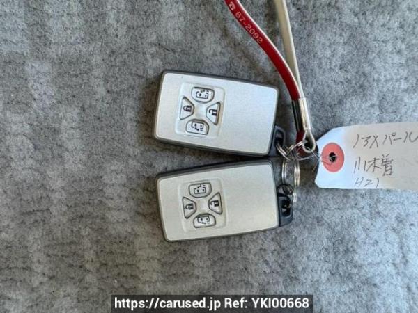 Used 2009 AT toyota noah ZRR70G Image[31]