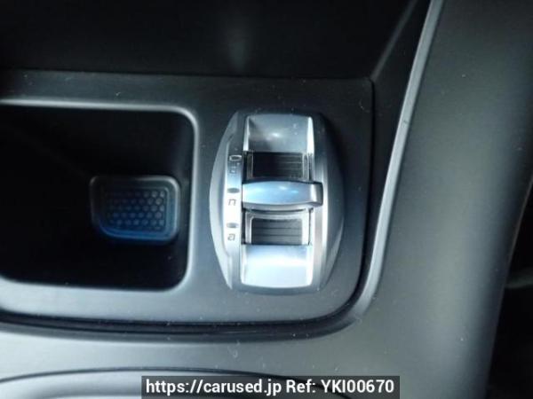Used 2012 AT alfa-romeo giulietta 940141 Image[29]