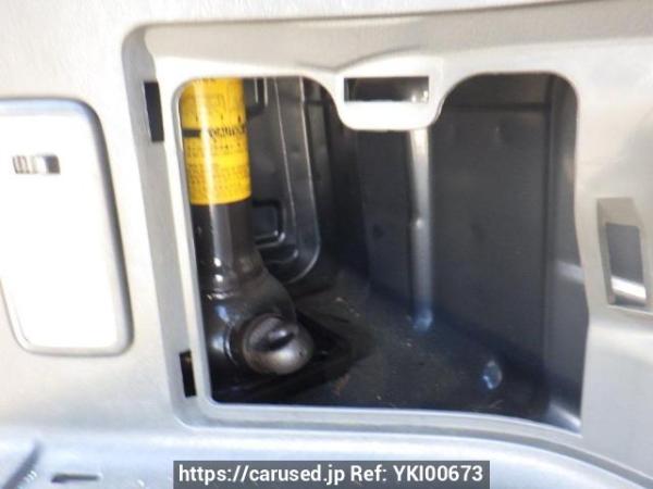Used 2007 AT toyota regiusace-van KDH200V Image[37]
