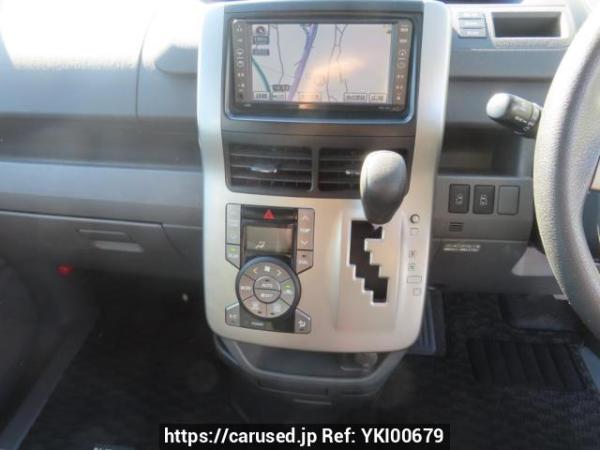 Used 2007 AT toyota noah ZRR70G Image[26]