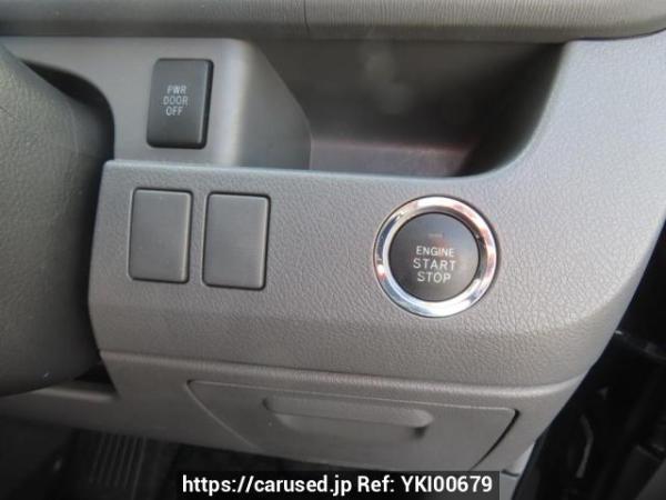 Used 2007 AT toyota noah ZRR70G Image[33]