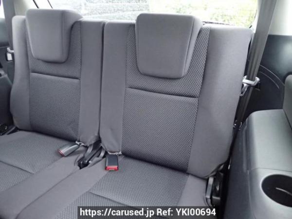 Used 2004 AT toyota wish ZNE10G Image[17]