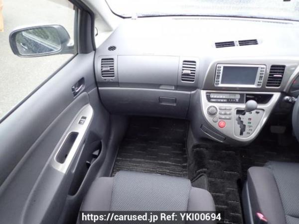 Used 2004 AT toyota wish ZNE10G Image[23]