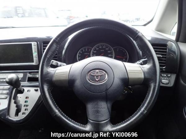 Used 2004 AT toyota wish ZNE10G Image[25]