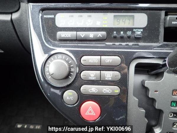 Used 2004 AT toyota wish ZNE10G Image[31]