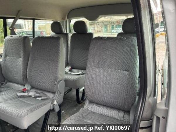 Used 2005 AT toyota hiace-wagon TRH214W Image[14]