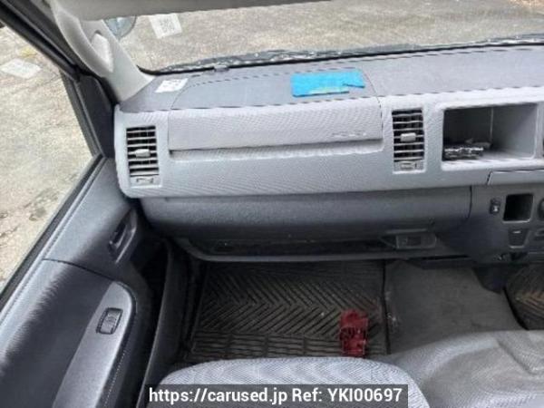 Used 2005 AT toyota hiace-wagon TRH214W Image[18]