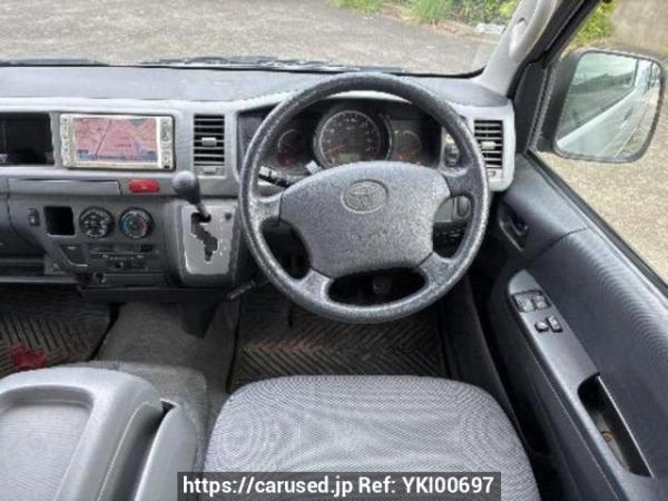 Used 2005 AT toyota hiace-wagon TRH214W Image[19]