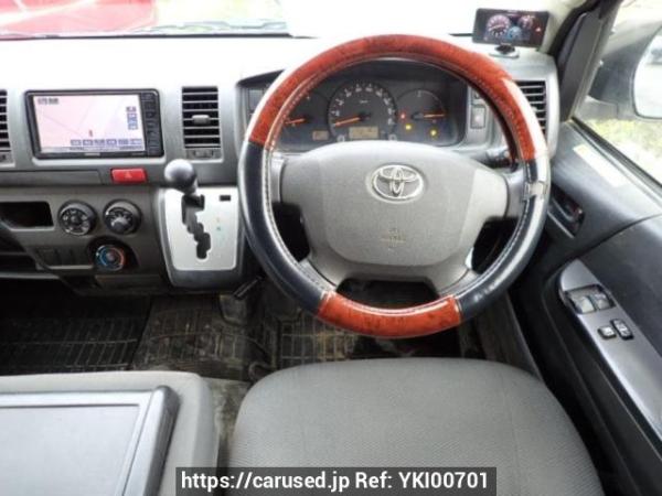 Used 2017 AT toyota regiusace-van KDH201V Image[18]