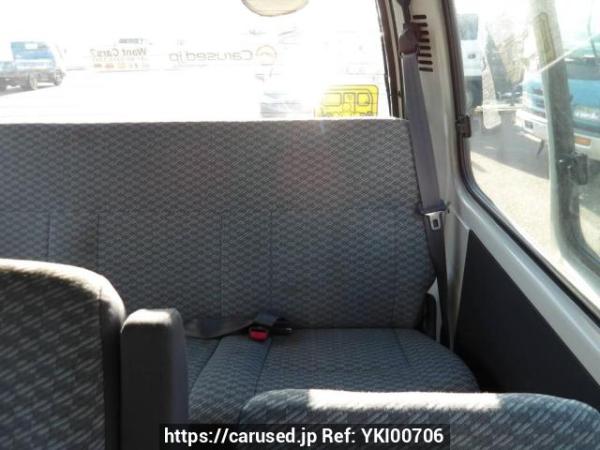 Used 2000 AT toyota hiace-wagon RZH111G Image[18]