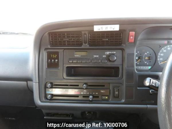 Used 2000 AT toyota hiace-wagon RZH111G Image[22]