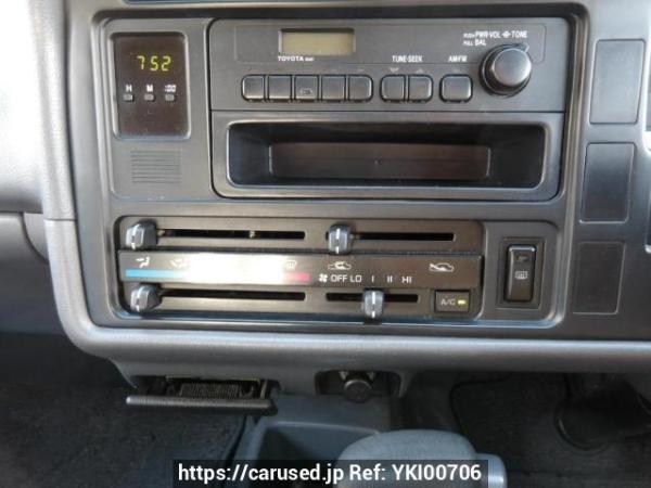Used 2000 AT toyota hiace-wagon RZH111G Image[24]