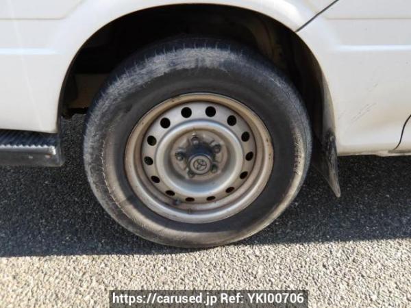 Used 2000 AT toyota hiace-wagon RZH111G Image[32]