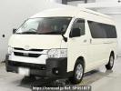 Toyota Hiace Commuter GDH223B