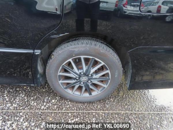 Used 2014 AT toyota noah ZRR80W Image[36]