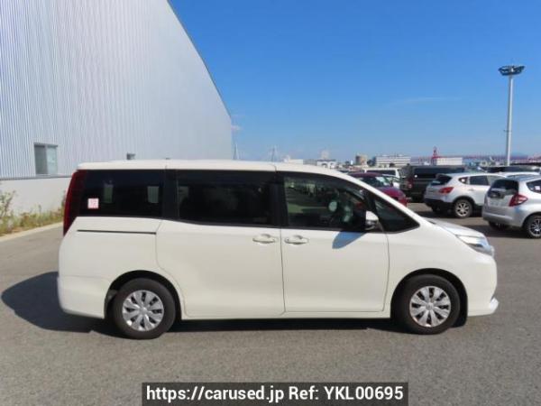 Used 2015 AT toyota noah ZRR80G Image[7]